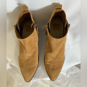 DOLCE VITA BEAUTIFUL BOOTS.